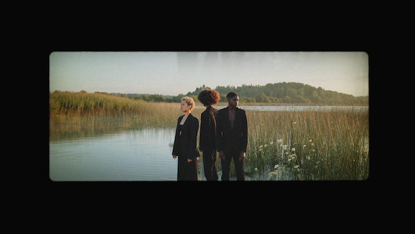 复古电影美学胶片帧镜头方形圆角边框遮罩颗粒视频叠加层PR模板 , sucaiwan.com