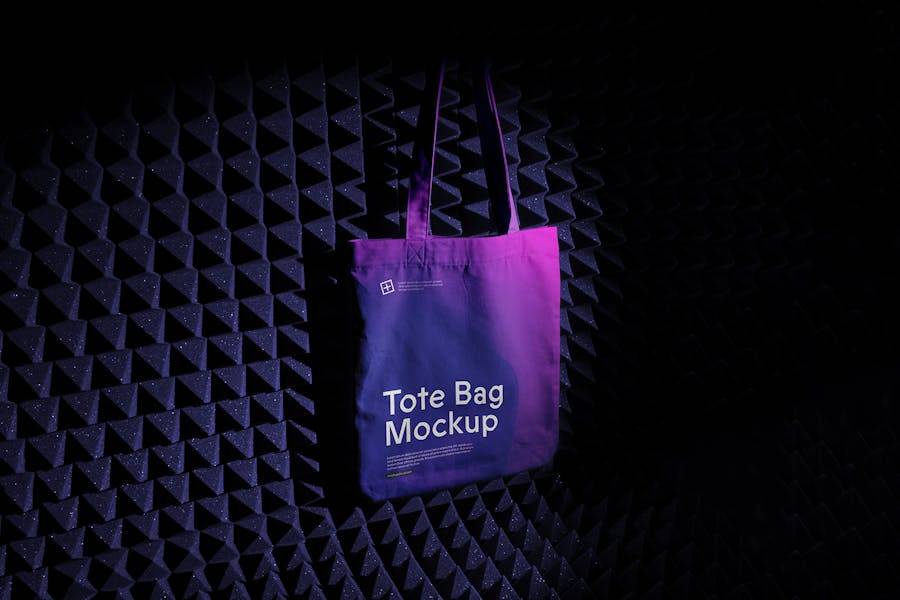 4款暗黑风格霓虹效果手提袋帆布袋设计效果图PS贴图样机模板素材 Tote Bag Mockups / SGNL Series 样机素材 第4张-素材湾丨精选海外优质设计素材资源 4款暗黑风格霓虹效果手提袋帆布袋设计效果图PS贴图样机模板素材 Tote Bag Mockups / SGNL Series 样机素材 sucaiwan.com