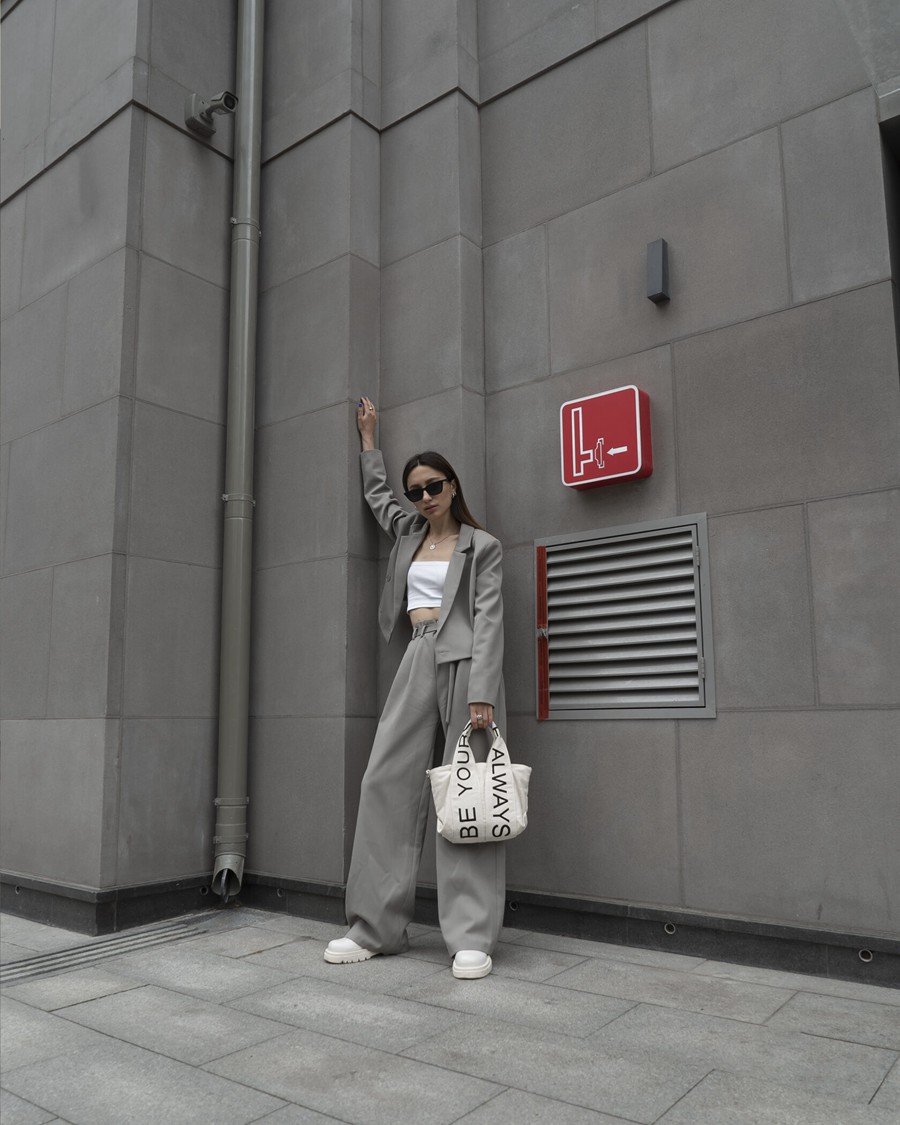 热门INS风网红博主精致阳光海滩野餐下午茶旅拍杂志风格LUT+LR调色预设 , sucaiwan.com