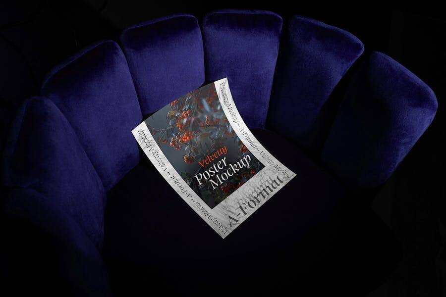 5款暗黑风格宣传单页海报招贴设计展示效果图PS智能贴图样机模板素材 Poster Mockups / Velvetty Series 样机素材 sucaiwan.com
