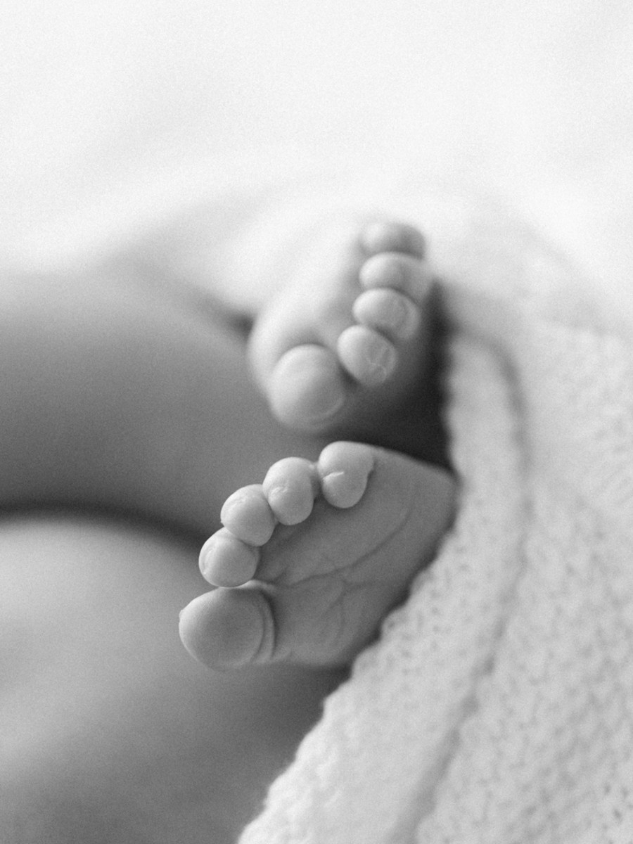 怀旧永恒电影美感柯达胶片模拟柔和温暖色调摄影肖像调色Lightroom预设 REFINED – Kodak Gold 插件预设 sucaiwan.com