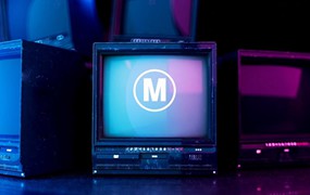 达芬奇模板:5个复古旧电视模拟3D场景VHS效果文字标题LOGO展示