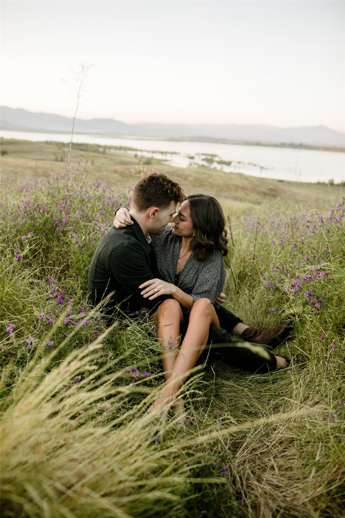 纯白永恒温暖胶片电影颗粒婚礼人像摄影LR调色预设 Archipelago - Light & Truth Presets 插件预设 第12张-素材湾丨精选海外优质设计素材资源 纯白永恒温暖胶片电影颗粒婚礼人像摄影LR调色预设 Archipelago - Light & Truth Presets 插件预设 sucaiwan.com