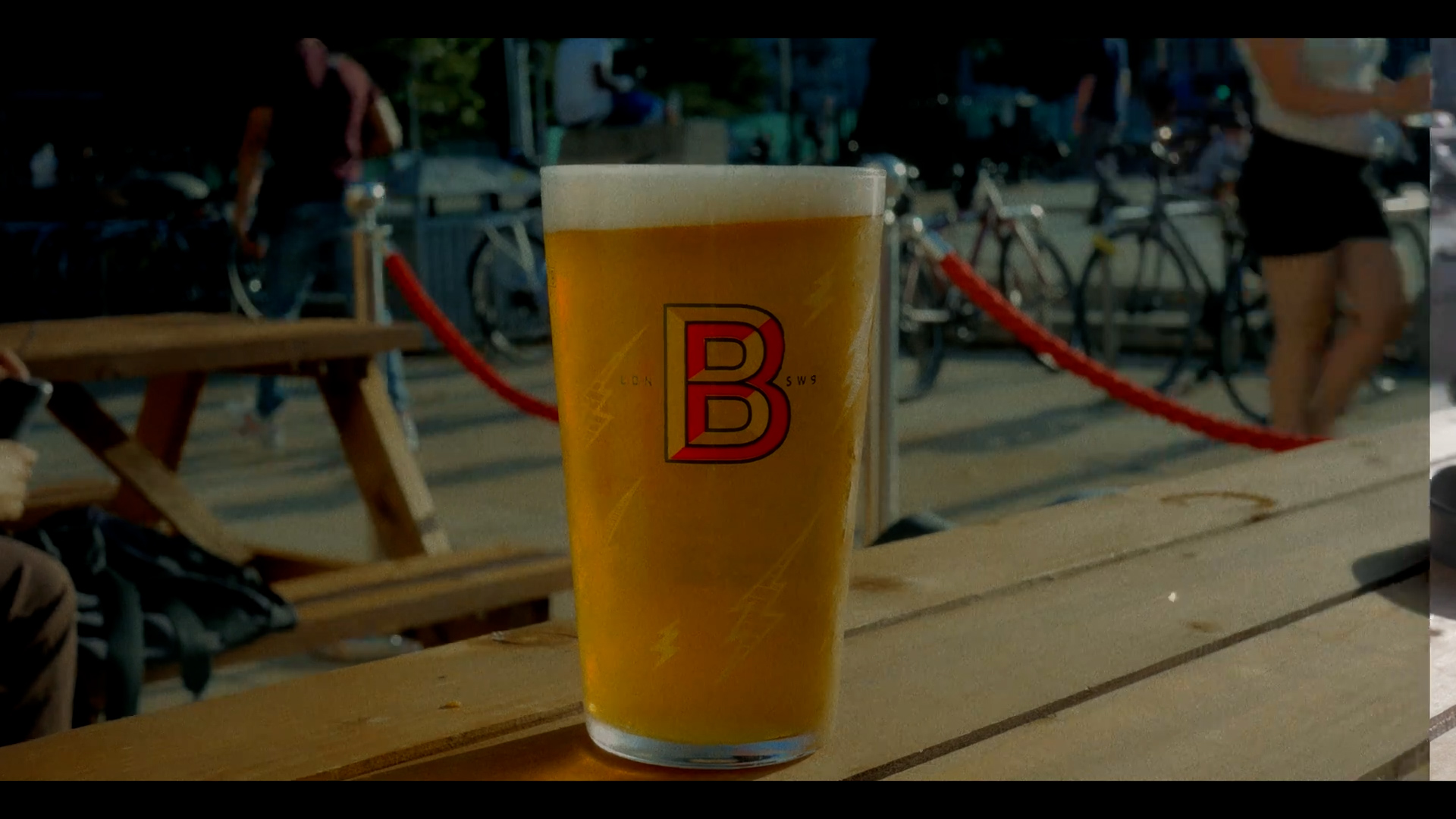 Oliver Keys 全新复古逼真胶片模拟电影感达芬奇调色节点预设 KeyChrome V2 Motion Picture Film Powergrade + LUT 插件预设 sucaiwan.com