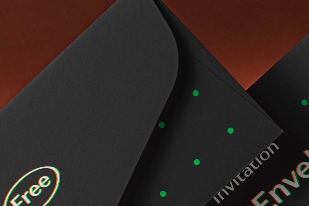 时尚逼真Vi品牌Logo设计办公文具信封展示PS贴图样机模板素材 Stationery Letter Envelope Psd Mockup Set 样机素材 sucaiwan.com