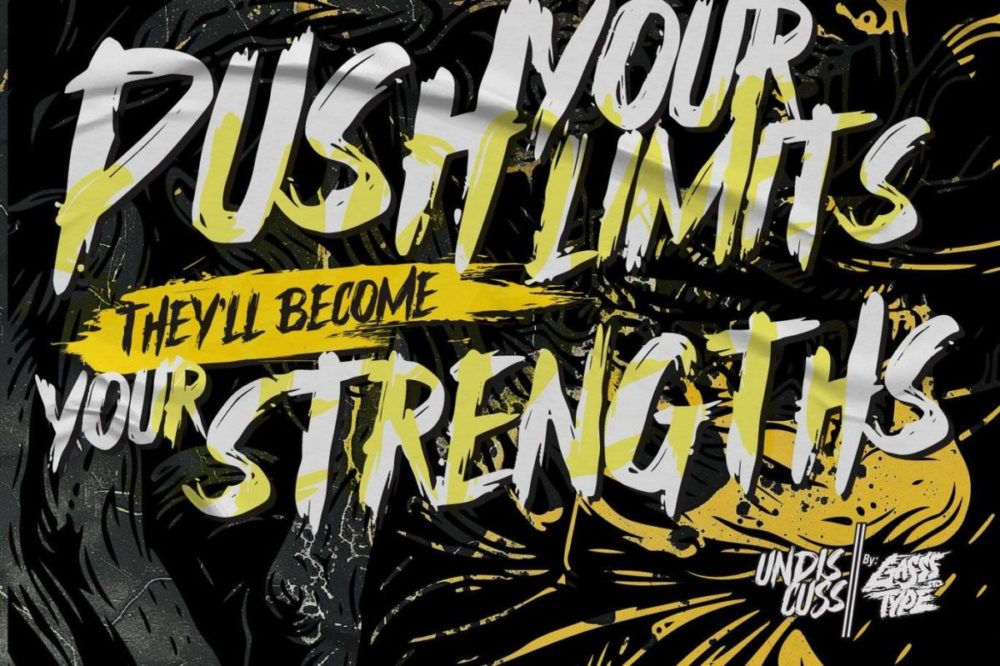 哥特式黑暗恐怖海报徽标设计手写英文字体安装包 Undiscuss – Horror Brush Font 设计素材 第4张-素材湾丨精选海外优质设计素材资源 哥特式黑暗恐怖海报徽标设计手写英文字体安装包 Undiscuss – Horror Brush Font 设计素材 sucaiwan.com