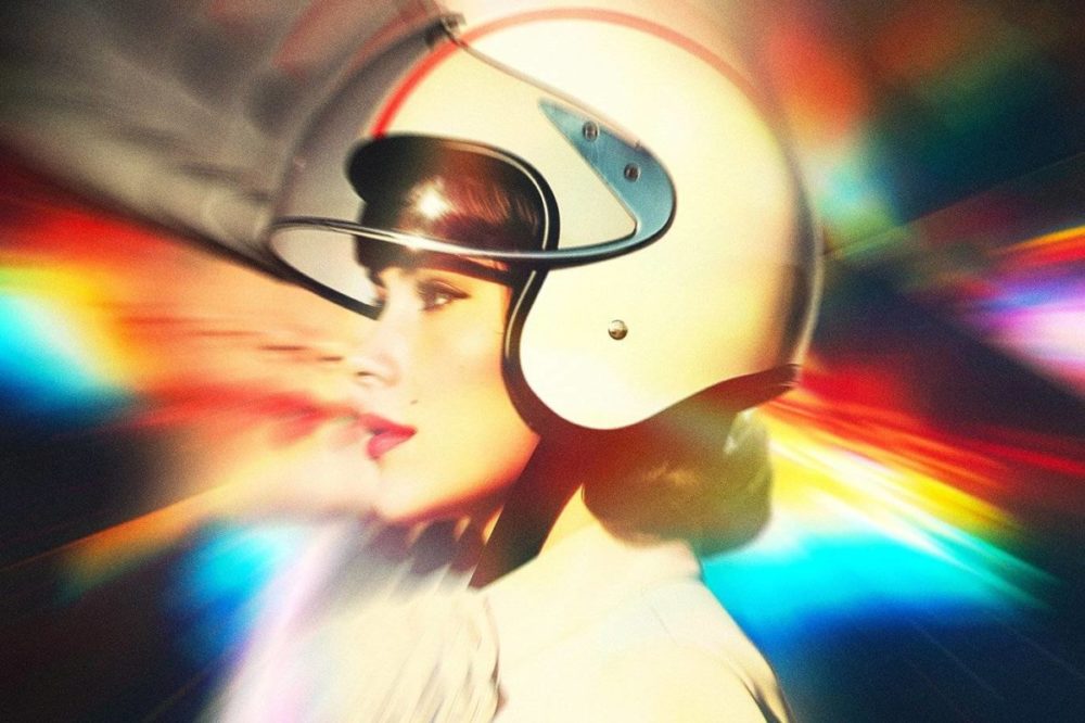 超酷炫彩棱镜反射分形照片效果PSD特效样机素材 Bright Prism Photo Effect 插件预设 第7张-素材湾丨精选海外优质设计素材资源 超酷炫彩棱镜反射分形照片效果PSD特效样机素材 Bright Prism Photo Effect 插件预设 sucaiwan.com