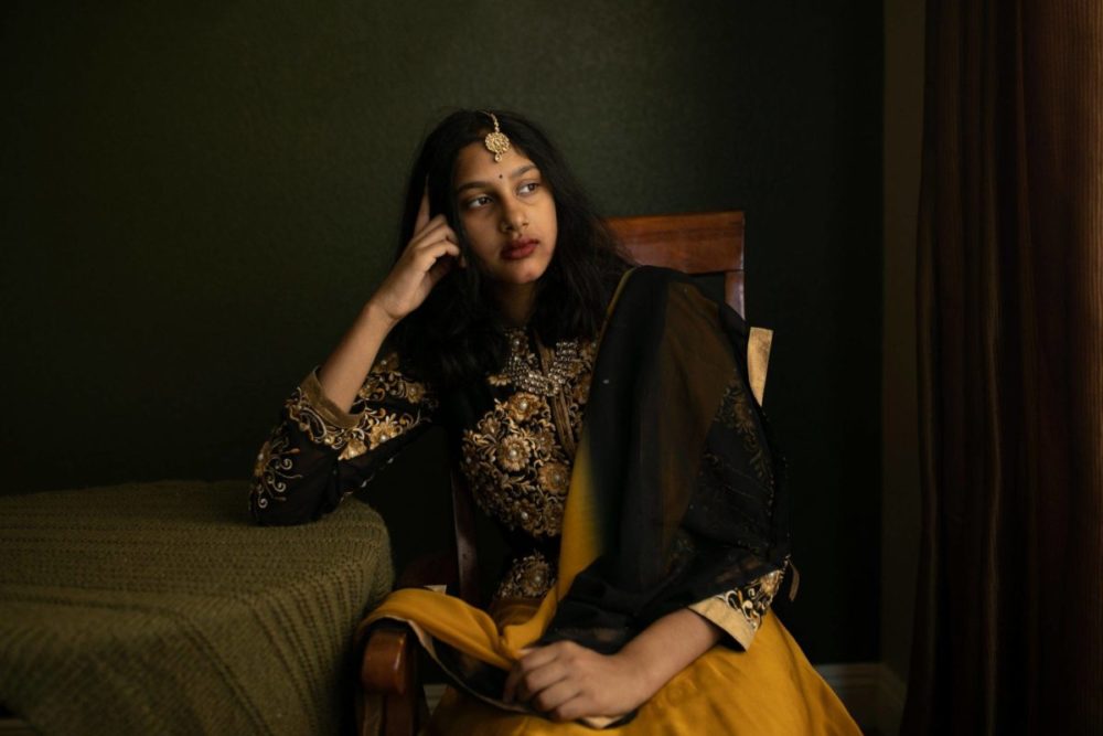 15款电影外观暖色橙色泥土色调黑白调摄影人文照片调色LR预设包 Meridian – Jyotsna Bhamidipati – Terra 插件预设 第2张-素材湾丨精选海外优质设计素材资源 15款电影外观暖色橙色泥土色调黑白调摄影人文照片调色LR预设包 Meridian – Jyotsna Bhamidipati – Terra 插件预设 sucaiwan.com