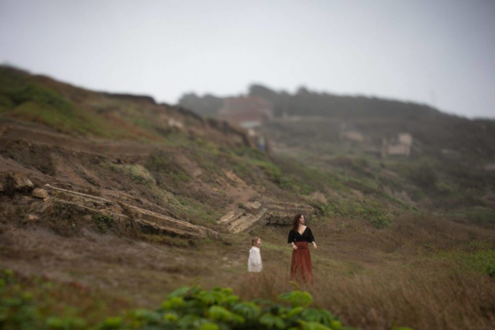 15款电影外观暖色橙色泥土色调黑白调摄影人文照片调色LR预设包 Meridian – Jyotsna Bhamidipati – Terra 插件预设 第4张-素材湾丨精选海外优质设计素材资源 15款电影外观暖色橙色泥土色调黑白调摄影人文照片调色LR预设包 Meridian – Jyotsna Bhamidipati – Terra 插件预设 sucaiwan.com