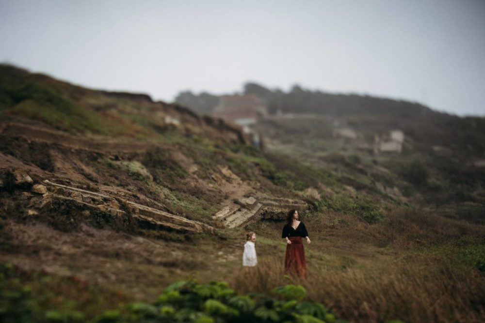 15款电影外观暖色橙色泥土色调黑白调摄影人文照片调色LR预设包 Meridian – Jyotsna Bhamidipati – Terra 插件预设 第5张-素材湾丨精选海外优质设计素材资源 15款电影外观暖色橙色泥土色调黑白调摄影人文照片调色LR预设包 Meridian – Jyotsna Bhamidipati – Terra 插件预设 sucaiwan.com
