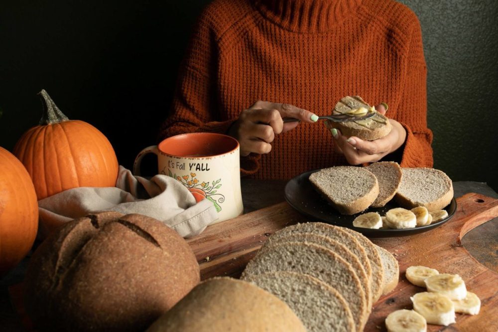 15款电影外观暖色橙色泥土色调黑白调摄影人文照片调色LR预设包 Meridian – Jyotsna Bhamidipati – Terra 插件预设 第8张-素材湾丨精选海外优质设计素材资源 15款电影外观暖色橙色泥土色调黑白调摄影人文照片调色LR预设包 Meridian – Jyotsna Bhamidipati – Terra 插件预设 sucaiwan.com