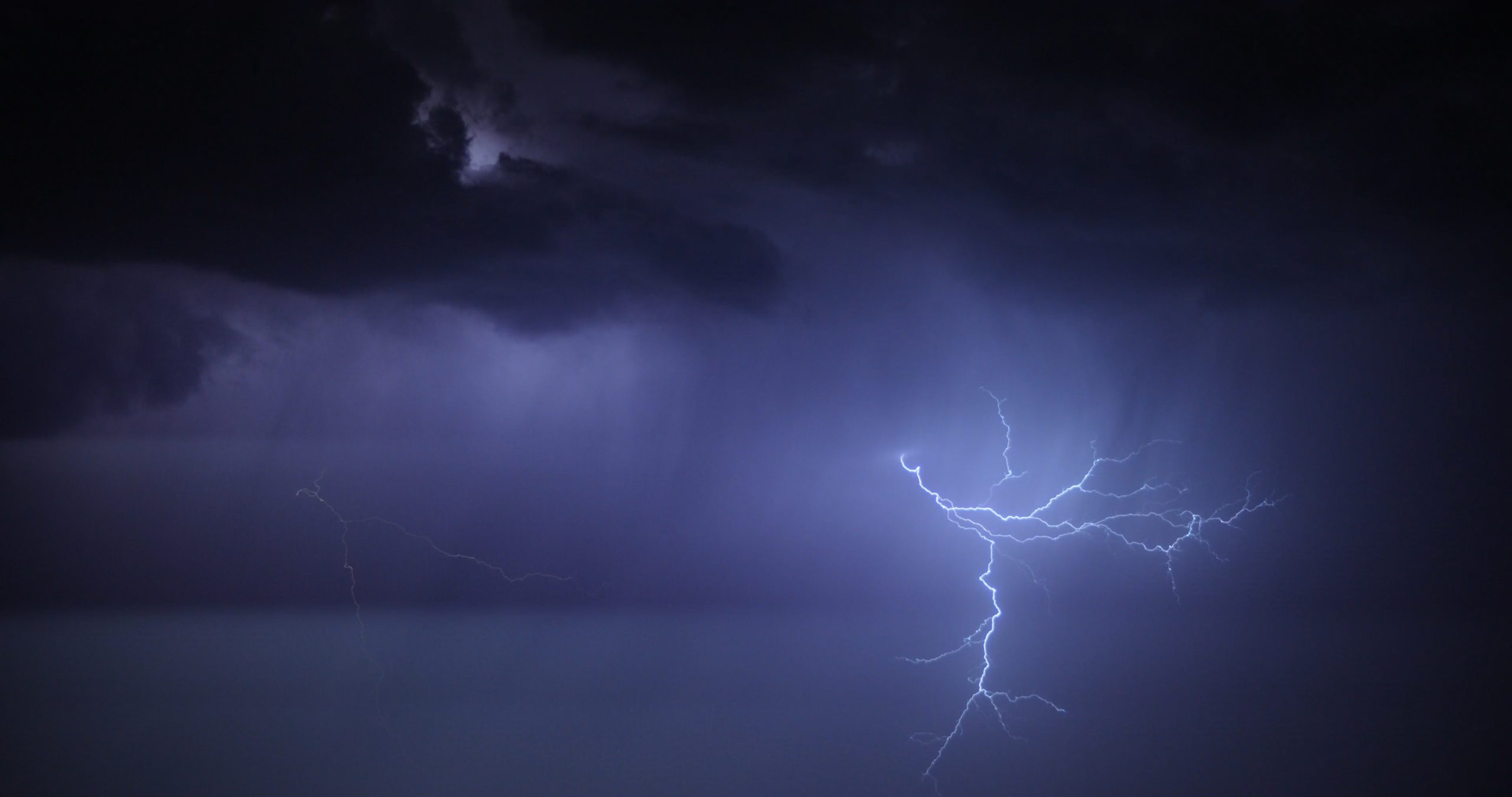 Artlist 30+夏季闪电雷雨风暴天气天空乌云自然元素实拍视频素材 Lightning Storm 影视音频 sucaiwan.com