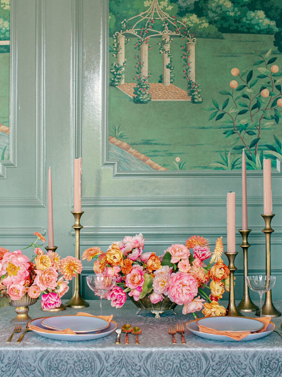 Portra 400为基础创建电影鲜艳的色彩婚礼Lightroom预设 插件预设 第10张-素材湾丨精选海外优质设计素材资源 Portra 400为基础创建电影鲜艳的色彩婚礼Lightroom预设 插件预设 sucaiwan.com