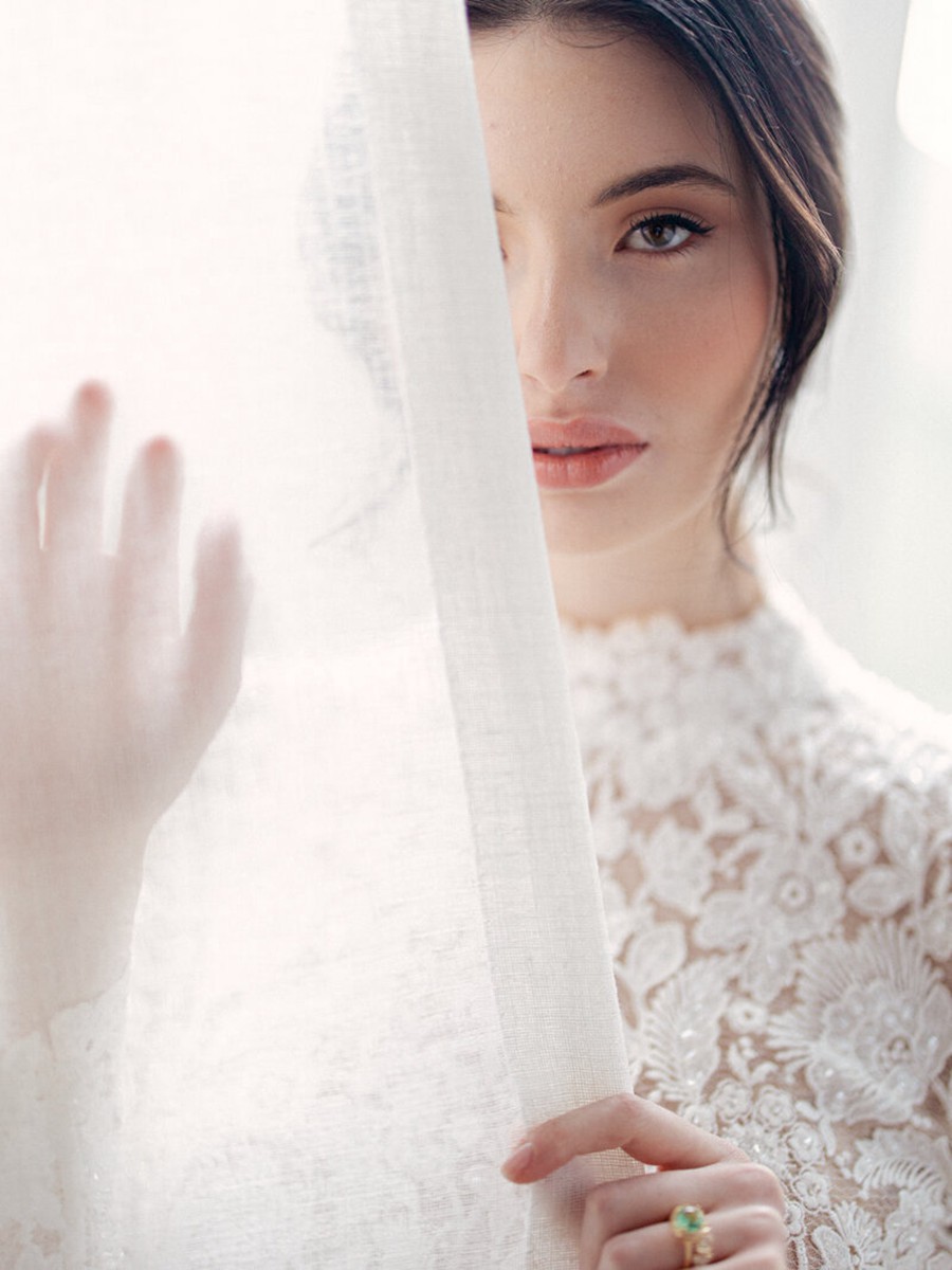 Portra 400为基础创建电影鲜艳的色彩婚礼Lightroom预设 插件预设 第14张-素材湾丨精选海外优质设计素材资源 Portra 400为基础创建电影鲜艳的色彩婚礼Lightroom预设 插件预设 sucaiwan.com