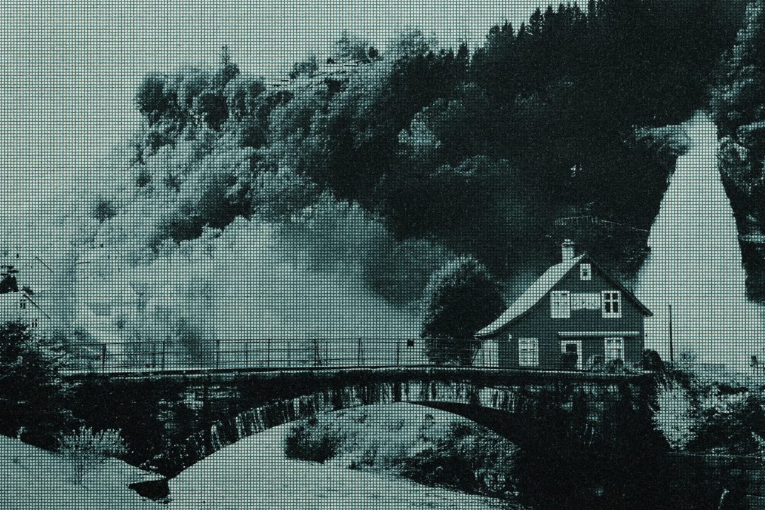 复古做旧颗粒半色调点状人像图片修图PS特效滤镜插件样机 Old Vintage Halftone Photo Effect 插件预设 第7张-素材湾丨精选海外优质设计素材资源 复古做旧颗粒半色调点状人像图片修图PS特效滤镜插件样机 Old Vintage Halftone Photo Effect 插件预设 sucaiwan.com