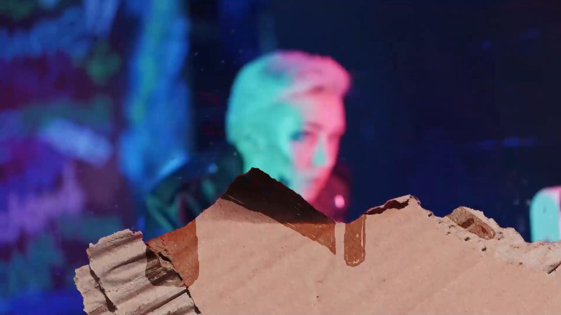 FCPX插件：复古做旧废弃瓦楞纸撕裂破碎纸板牛皮纸无缝转场 , sucaiwan.com