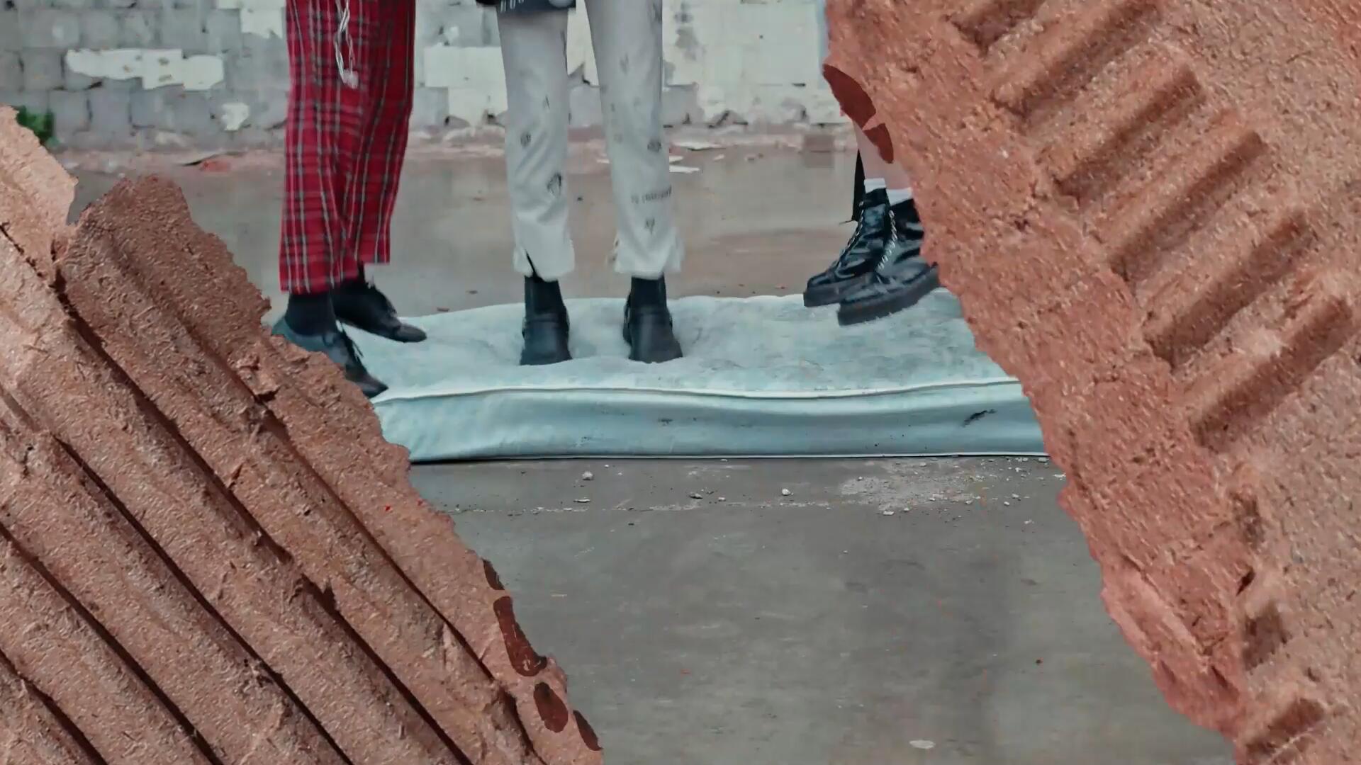 FCPX插件：复古做旧废弃瓦楞纸撕裂破碎纸板牛皮纸无缝转场 , sucaiwan.com