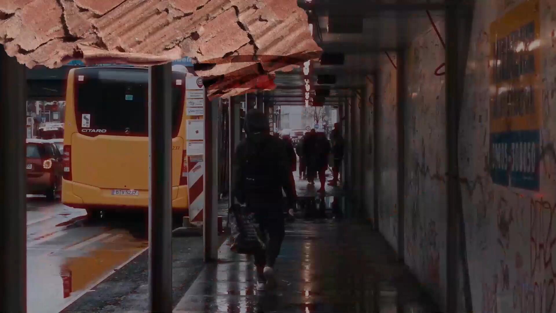 FCPX插件：复古做旧废弃瓦楞纸撕裂破碎纸板牛皮纸无缝转场 , sucaiwan.com