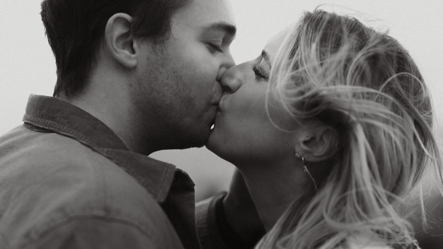 10种复古温暖翡翠琥珀色中性自然色彩/风光人像/人文摄影/婚礼摄影后期调色LR预设 AMBER PRESETS - Nathan Chanski 2.0 插件预设 sucaiwan.com