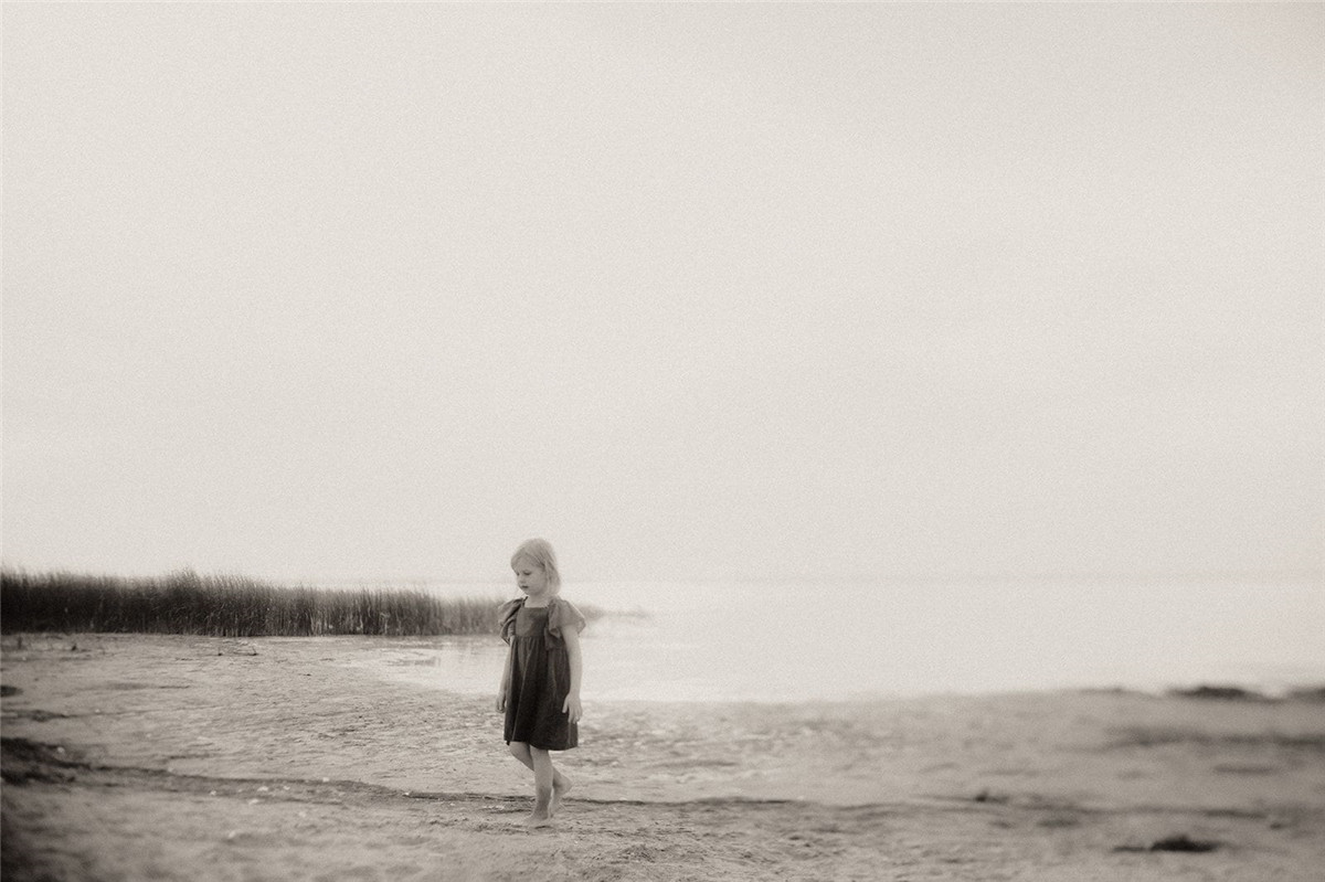 复古棕褐色黑白电影色调模拟哑光火棉胶锡版摄影LR调色预设 Mythic Presets by Sasha Casta 插件预设 sucaiwan.com