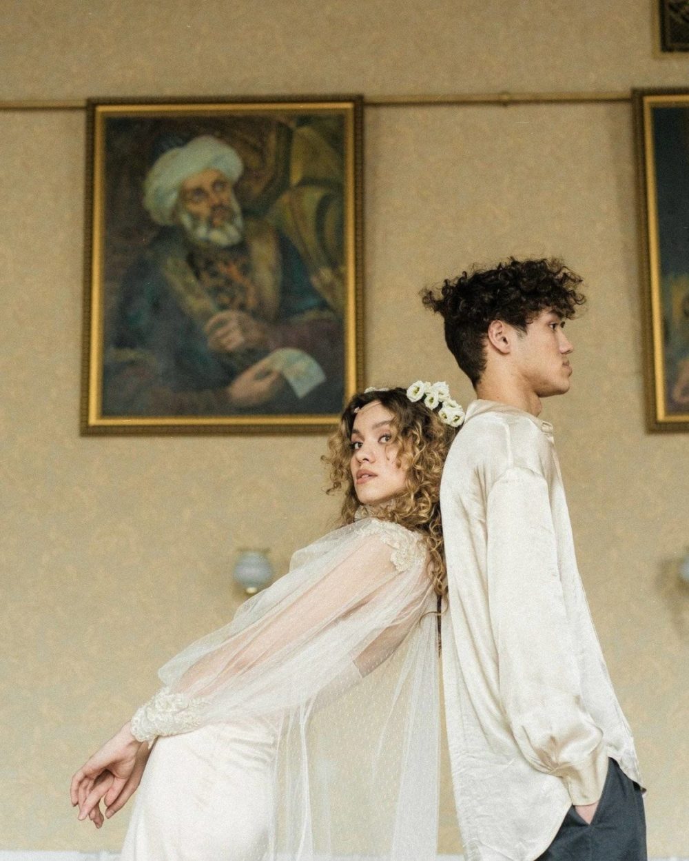 复古胶片颗粒模拟粉红色黄色色调情侣婚礼照片调色Lightroom预设 Archipelago – Light & Legacy 插件预设 第4张-素材湾丨精选海外优质设计素材资源 复古胶片颗粒模拟粉红色黄色色调情侣婚礼照片调色Lightroom预设 Archipelago – Light & Legacy 插件预设 sucaiwan.com