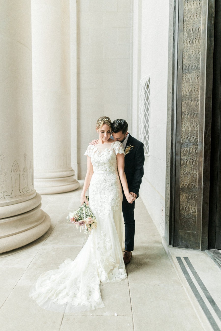 复古胶片颗粒美学优雅永恒干净电影胶卷婚礼人像摄影LR调色预设 Archipelago - Light & Legacy 插件预设 sucaiwan.com