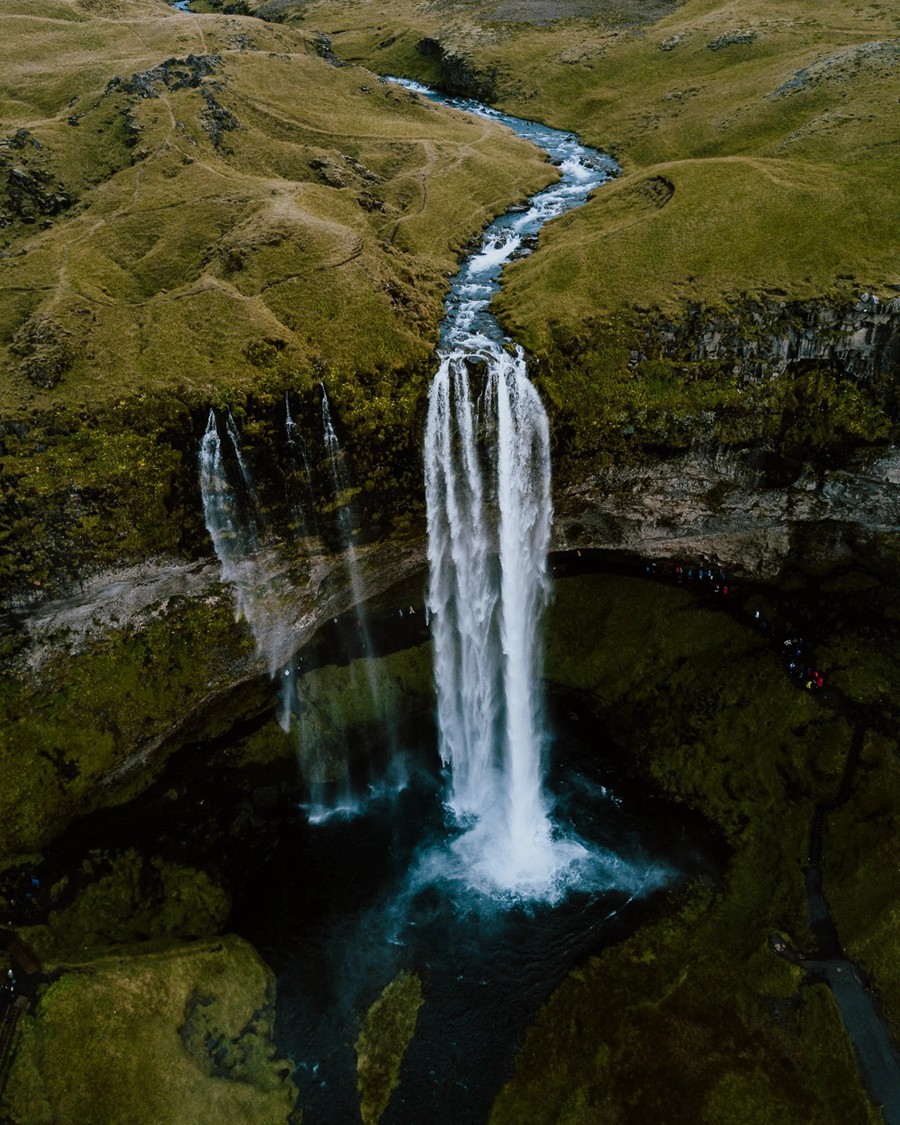 Mango Street 6个喜怒无常经典风光人像人文扫街时尚摄影后期LR预设 The Classic Collection 插件预设 第3张-素材湾丨精选海外优质设计素材资源 Mango Street 6个喜怒无常经典风光人像人文扫街时尚摄影后期LR预设 The Classic Collection 插件预设 sucaiwan.com