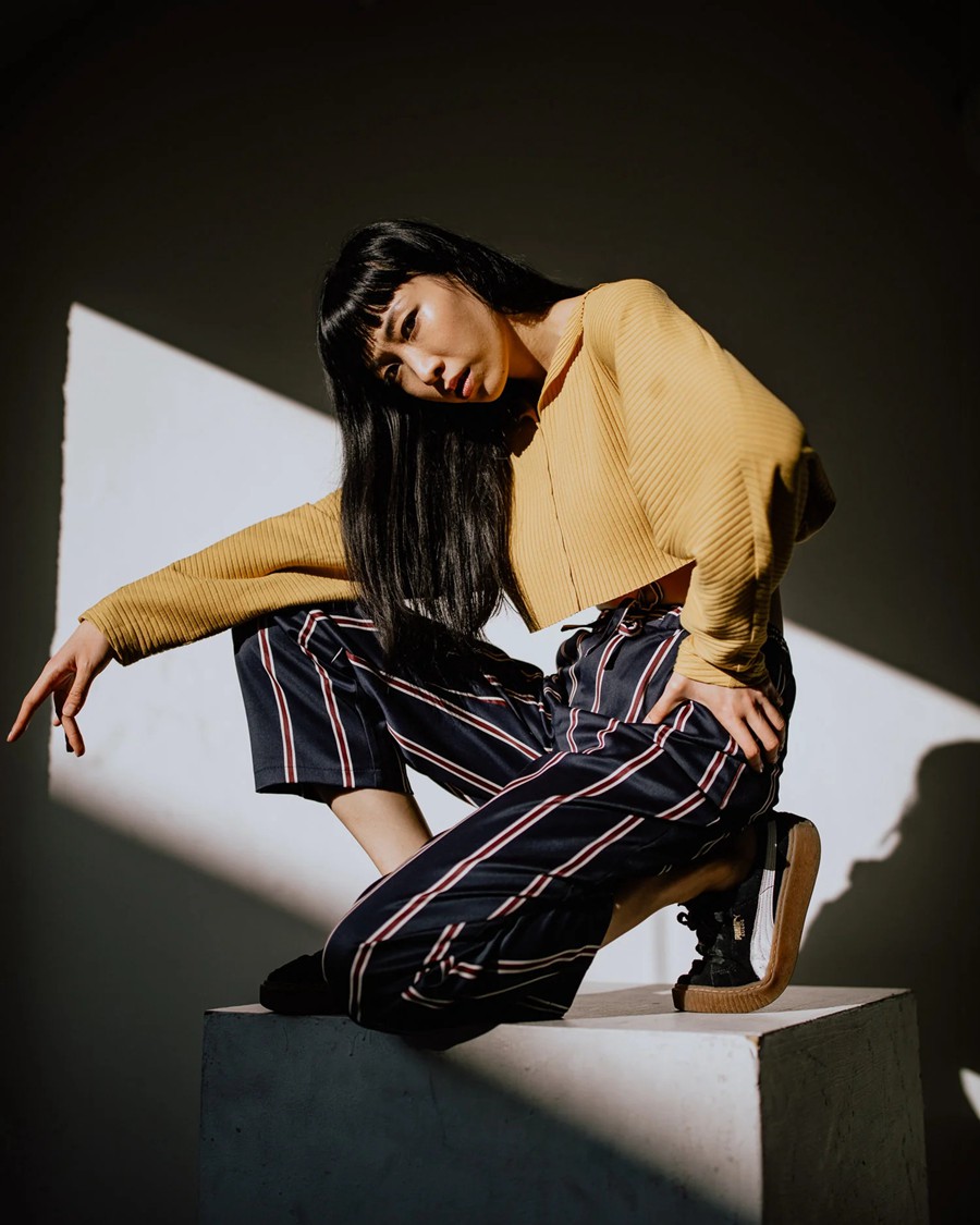 Mango Street 6个喜怒无常经典风光人像人文扫街时尚摄影后期LR预设 The Classic Collection 插件预设 第7张-素材湾丨精选海外优质设计素材资源 Mango Street 6个喜怒无常经典风光人像人文扫街时尚摄影后期LR预设 The Classic Collection 插件预设 sucaiwan.com