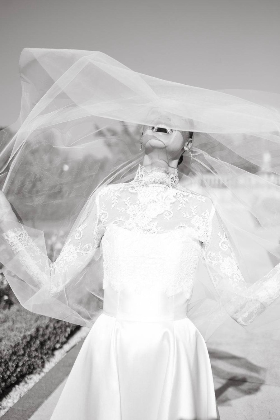 清新自然经典彩色黑白婚礼生活方式旅行摄影照片调色Lightroom预设包 REFINED x Tec Petaja 插件预设 第2张-素材湾丨精选海外优质设计素材资源 清新自然经典彩色黑白婚礼生活方式旅行摄影照片调色Lightroom预设包 REFINED x Tec Petaja 插件预设 sucaiwan.com