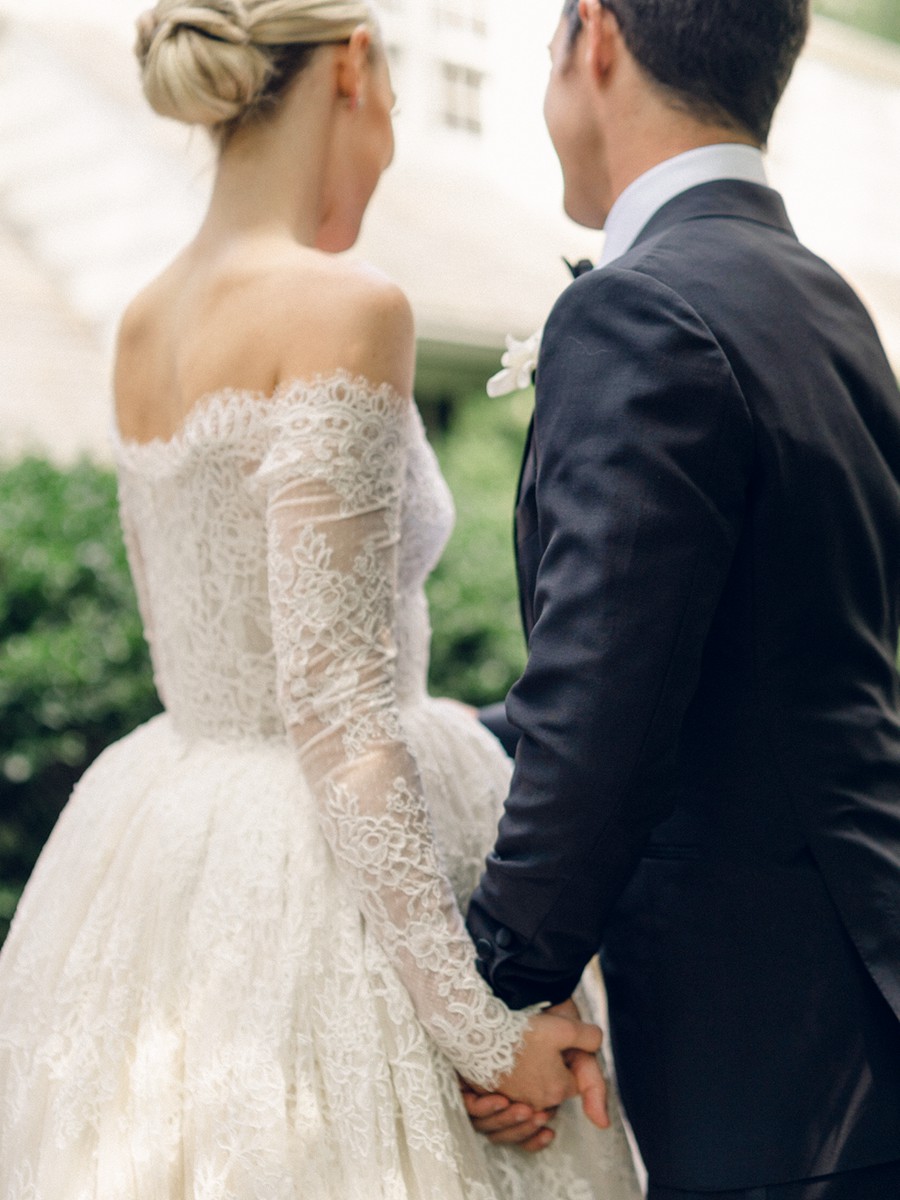 清新自然经典彩色黑白婚礼生活方式旅行摄影照片调色Lightroom预设包 REFINED x Tec Petaja 插件预设 第11张-素材湾丨精选海外优质设计素材资源 清新自然经典彩色黑白婚礼生活方式旅行摄影照片调色Lightroom预设包 REFINED x Tec Petaja 插件预设 sucaiwan.com