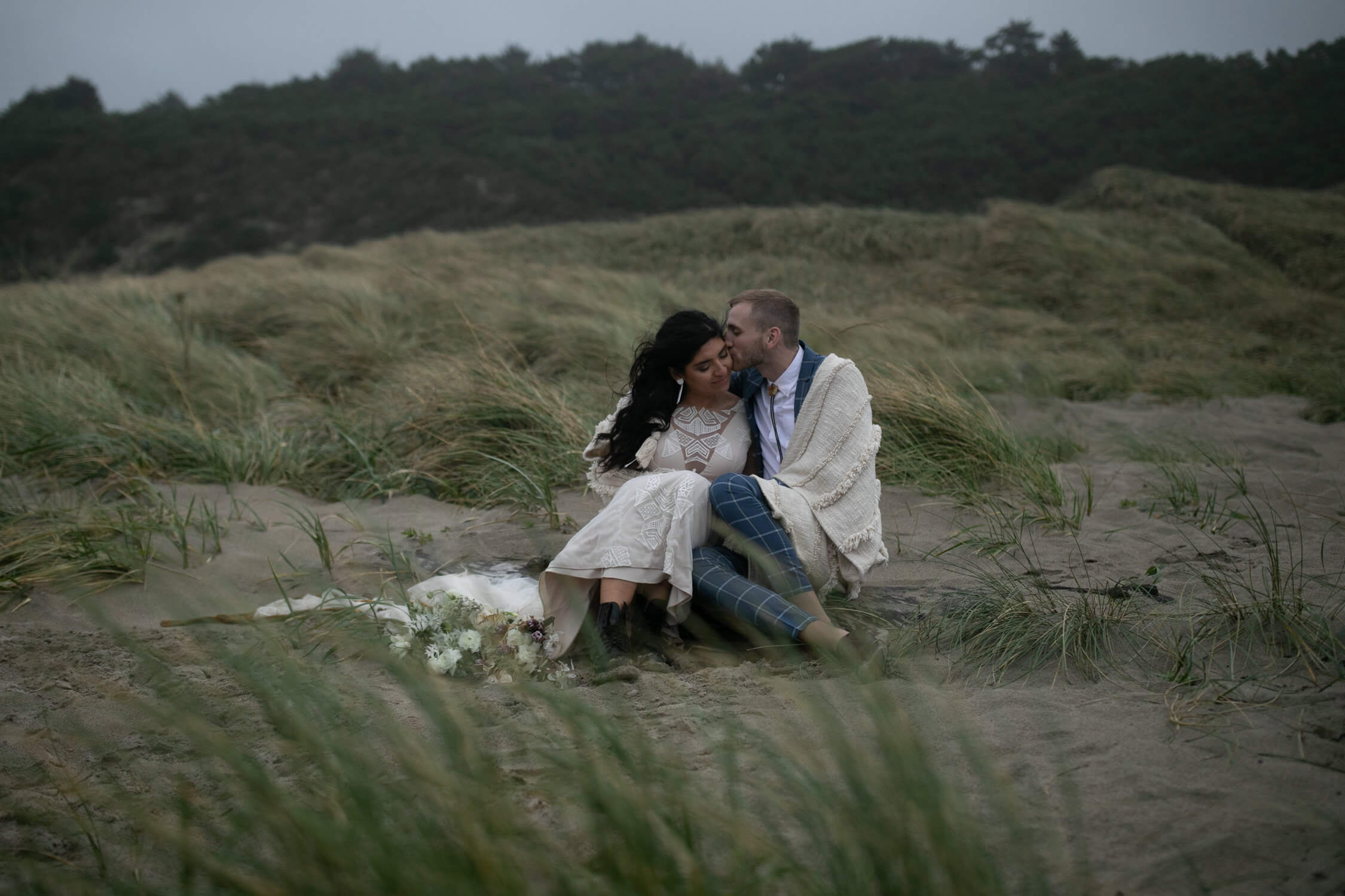 流行绚丽真正色彩暖色调旅行摄影照片iphone手机Lightroom调色预设 G-Presets – Olivia Markle Mobile Desktop Bundle 插件预设 sucaiwan.com