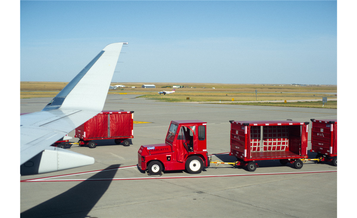 经典柯达富士胶片电影美学怀旧色调胶片摄影LR调色预设 Film is Fun - Film Emulation Preset Collection ( + Film Frame Borders) 插件预设 第9张-素材湾丨精选海外优质设计素材资源 经典柯达富士胶片电影美学怀旧色调胶片摄影LR调色预设 Film is Fun - Film Emulation Preset Collection ( + Film Frame Borders) 插件预设 sucaiwan.com