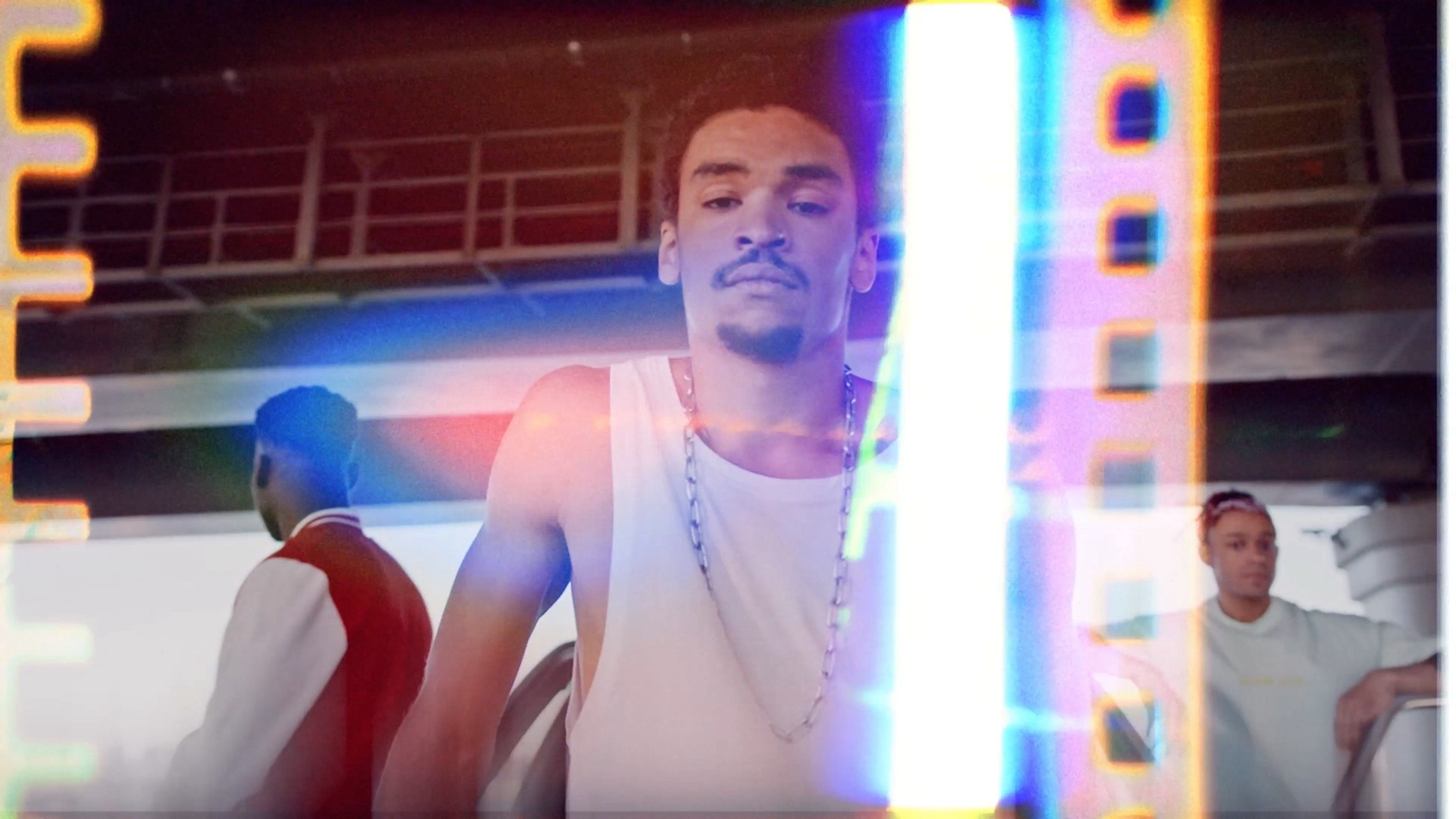 PR模板：4K/HD复古时尚胶片漏光燃烧转场过渡Vintage Leaks & Burn Transitions 影视音频 sucaiwan.com