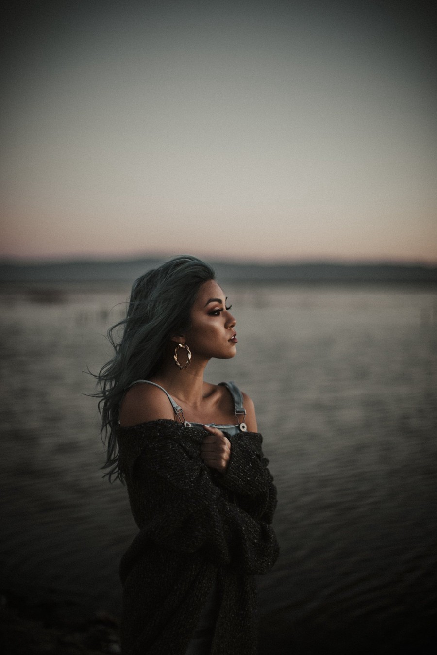 暮光之城电影感秋冬季沉思美学LR调色预设 Archipelago QUEST 41 – Raven Presets 插件预设 第13张-素材湾丨精选海外优质设计素材资源 暮光之城电影感秋冬季沉思美学LR调色预设 Archipelago QUEST 41 – Raven Presets 插件预设 sucaiwan.com