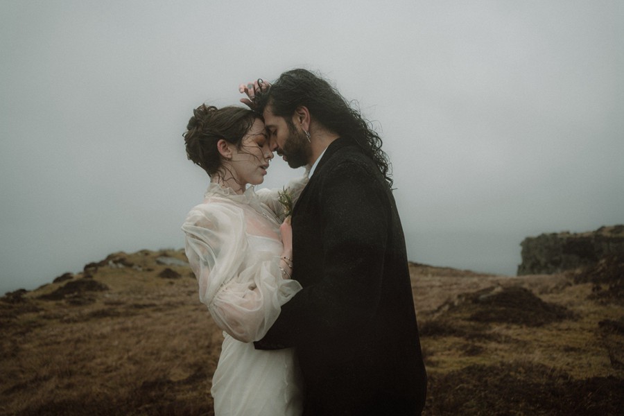 30个AI人工智能人像面部肤色眼睛嘴唇修饰增强效果LR调色预设 Archipelago – PORTRAIT TOOLSET 插件预设 sucaiwan.com