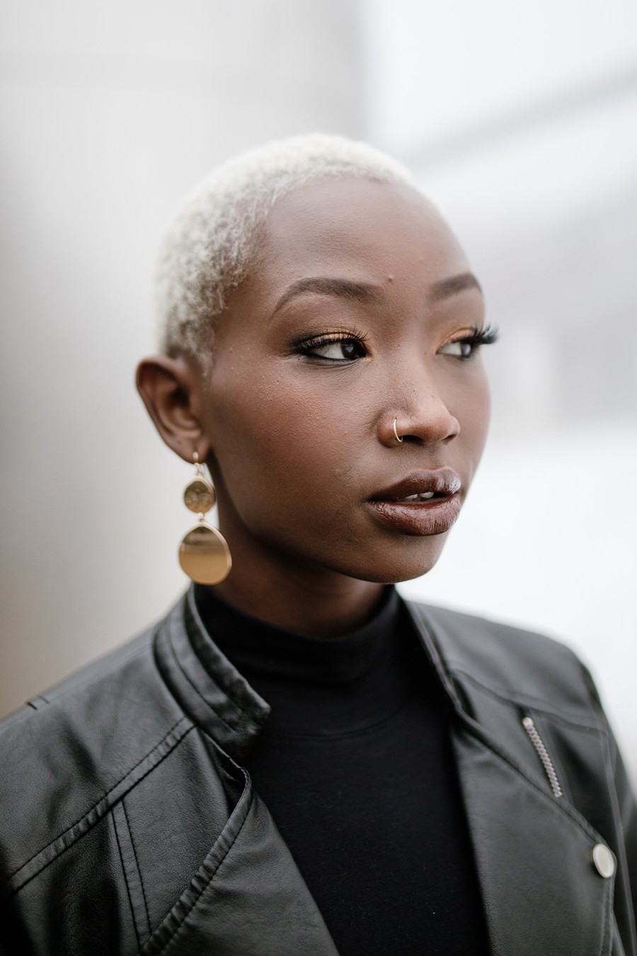 30个AI人工智能人像面部肤色眼睛嘴唇修饰增强效果LR调色预设 Archipelago – PORTRAIT TOOLSET 插件预设 sucaiwan.com