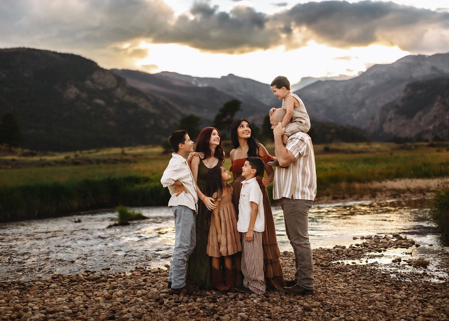 独特欧风自然柔和哑光家庭户外旅行摄影照片调色Lightroom预设包 Greater Than Gatsby – The Zeppelin Collection 插件预设 第14张-素材湾丨精选海外优质设计素材资源 独特欧风自然柔和哑光家庭户外旅行摄影照片调色Lightroom预设包 Greater Than Gatsby – The Zeppelin Collection 插件预设 sucaiwan.com