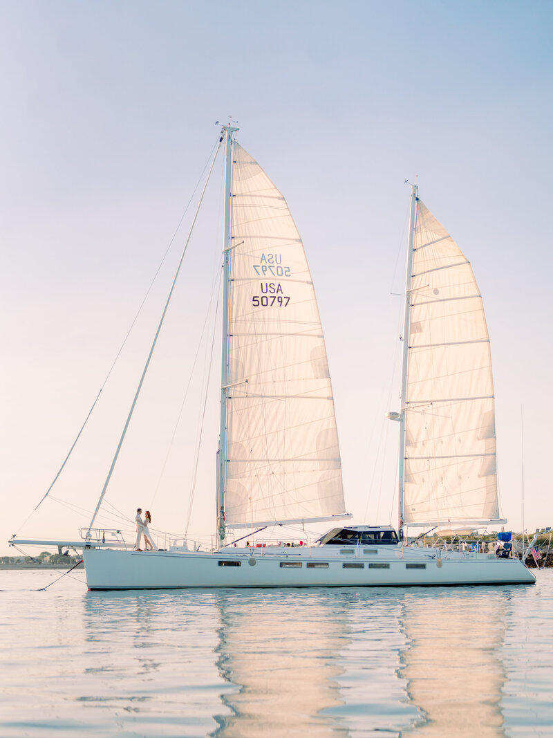 纯白明亮中性暖色黑白富士胶片人像婚礼生活方式摄影后期LR预设Lauren Fair - Lauren Fair 7 Powerful Presets & Profiles 插件预设 第8张-素材湾丨精选海外优质设计素材资源 纯白明亮中性暖色黑白富士胶片人像婚礼生活方式摄影后期LR预设Lauren Fair - Lauren Fair 7 Powerful Presets & Profiles 插件预设 sucaiwan.com