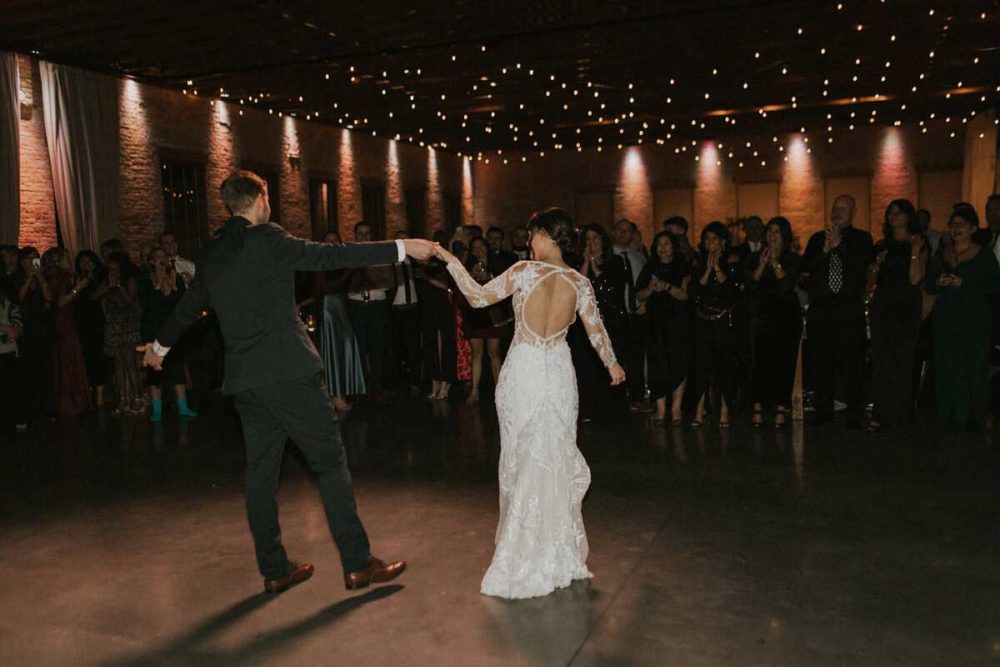 优雅温暖色调柔和绿色黑白色婚礼摄影肖像照片调色Lightroom预设包 Kailee Marie the sunday pack presets 插件预设 第11张-素材湾丨精选海外优质设计素材资源 优雅温暖色调柔和绿色黑白色婚礼摄影肖像照片调色Lightroom预设包 Kailee Marie the sunday pack presets 插件预设 sucaiwan.com