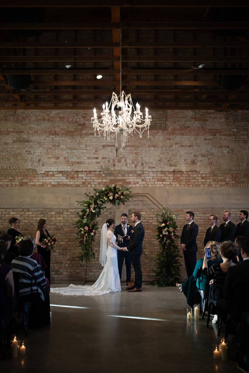 优雅温暖色调柔和绿色黑白色婚礼摄影肖像照片调色Lightroom预设包 Kailee Marie the sunday pack presets 插件预设 第23张-素材湾丨精选海外优质设计素材资源 优雅温暖色调柔和绿色黑白色婚礼摄影肖像照片调色Lightroom预设包 Kailee Marie the sunday pack presets 插件预设 sucaiwan.com