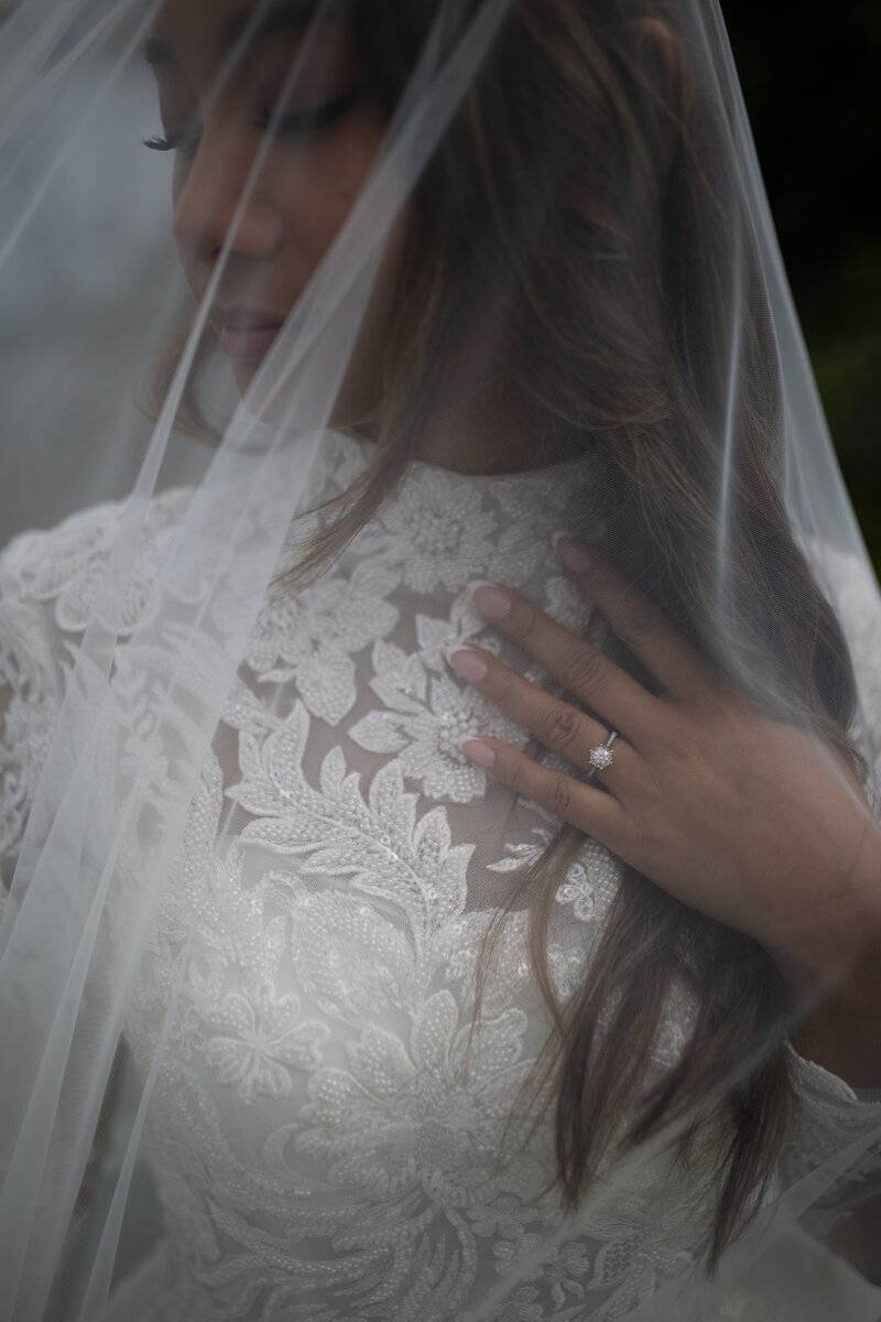 优雅温暖色调柔和绿色黑白色婚礼摄影肖像照片调色Lightroom预设包 Kailee Marie the sunday pack presets 插件预设 第25张-素材湾丨精选海外优质设计素材资源 优雅温暖色调柔和绿色黑白色婚礼摄影肖像照片调色Lightroom预设包 Kailee Marie the sunday pack presets 插件预设 sucaiwan.com