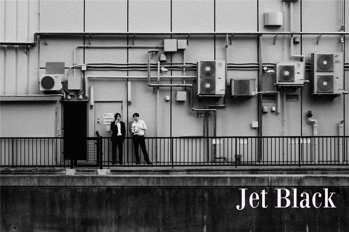 复古情绪电影胶片模拟颗粒漏光晕影纹理人文扫街LR调色预设 Eren Jam - CineFilm Preset 插件预设 第7张-素材湾丨精选海外优质设计素材资源 复古情绪电影胶片模拟颗粒漏光晕影纹理人文扫街LR调色预设 Eren Jam - CineFilm Preset 插件预设 sucaiwan.com