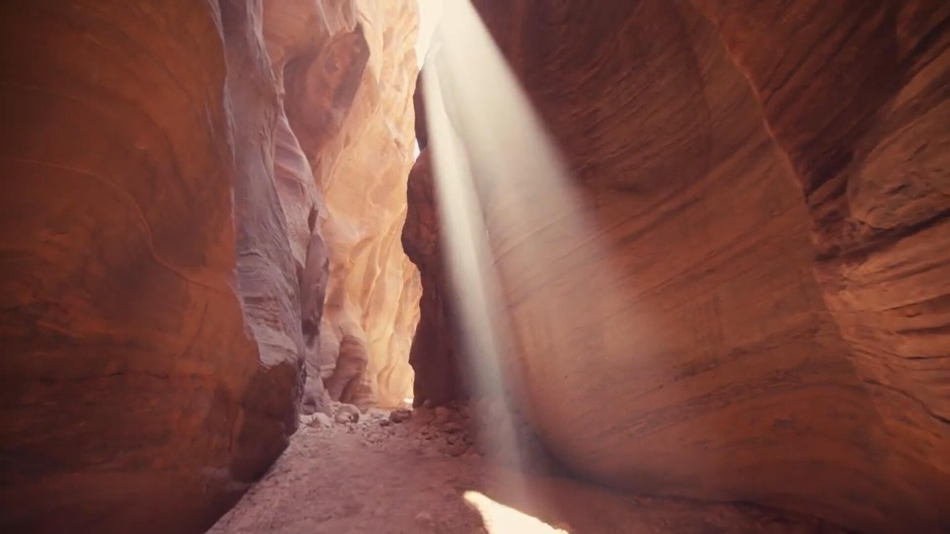 达芬奇模板：30个复古胶卷薄膜燃烧漏光刻录电影感转场 , sucaiwan.com