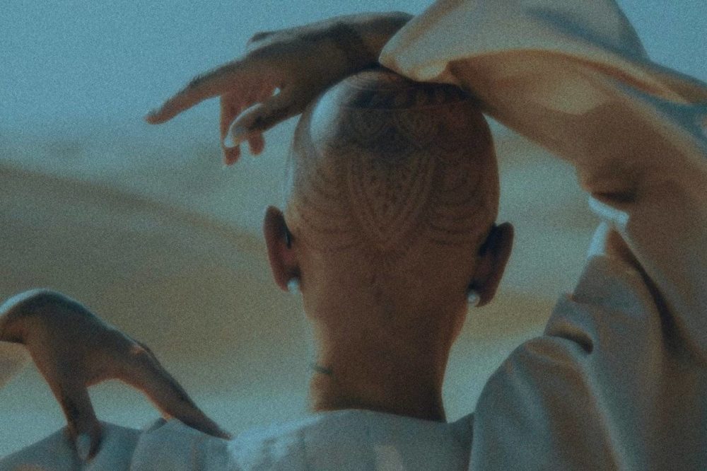 恐怖深沉暗调电影效果PS特效滤镜样机 Thriller Film Photo Effect 插件预设 第6张-素材湾丨精选海外优质设计素材资源 恐怖深沉暗调电影效果PS特效滤镜样机 Thriller Film Photo Effect 插件预设 sucaiwan.com