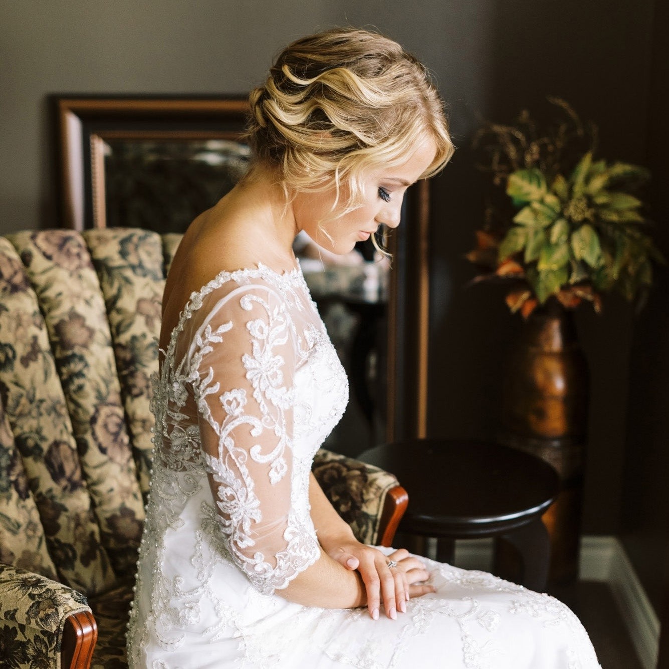 经典柯达PORTRA160胶片模拟电影婚礼肖像摄影LR调色预设 The Archetype Process The Yellow Pack III 插件预设 第3张-素材湾丨精选海外优质设计素材资源 经典柯达PORTRA160胶片模拟电影婚礼肖像摄影LR调色预设 The Archetype Process The Yellow Pack III 插件预设 sucaiwan.com