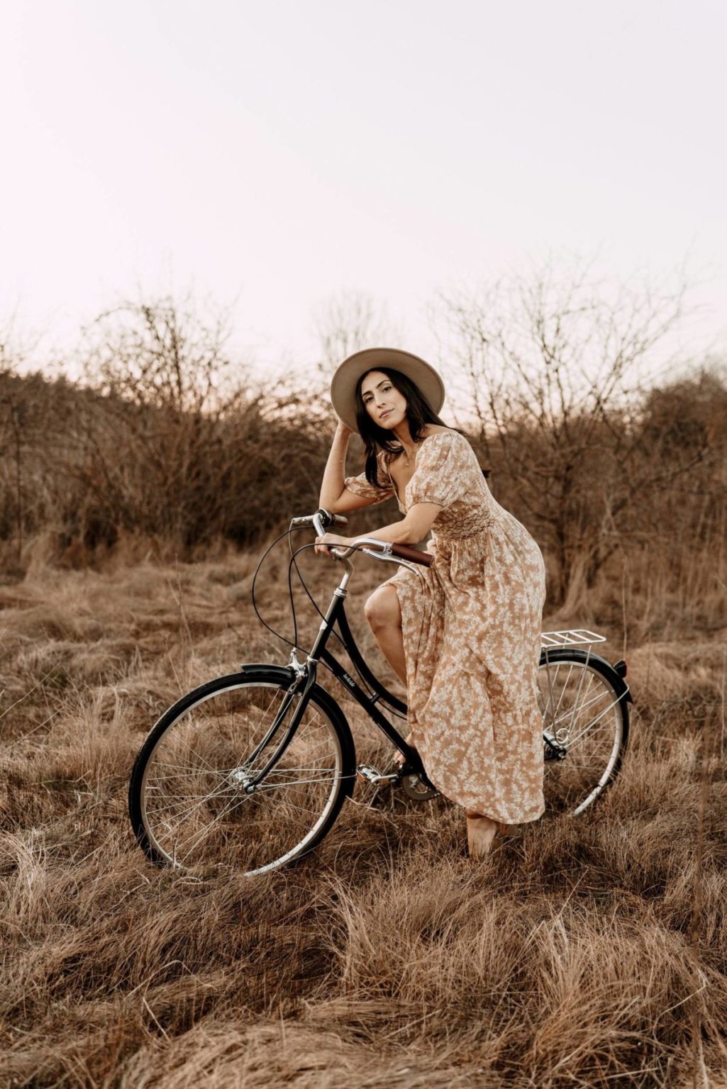 经典温暖柔和橙色情侣婚礼摄影肖像照片调色Lightroom预设包 Archipelago – Origin Limited Released 插件预设 第10张-素材湾丨精选海外优质设计素材资源 经典温暖柔和橙色情侣婚礼摄影肖像照片调色Lightroom预设包 Archipelago – Origin Limited Released 插件预设 sucaiwan.com