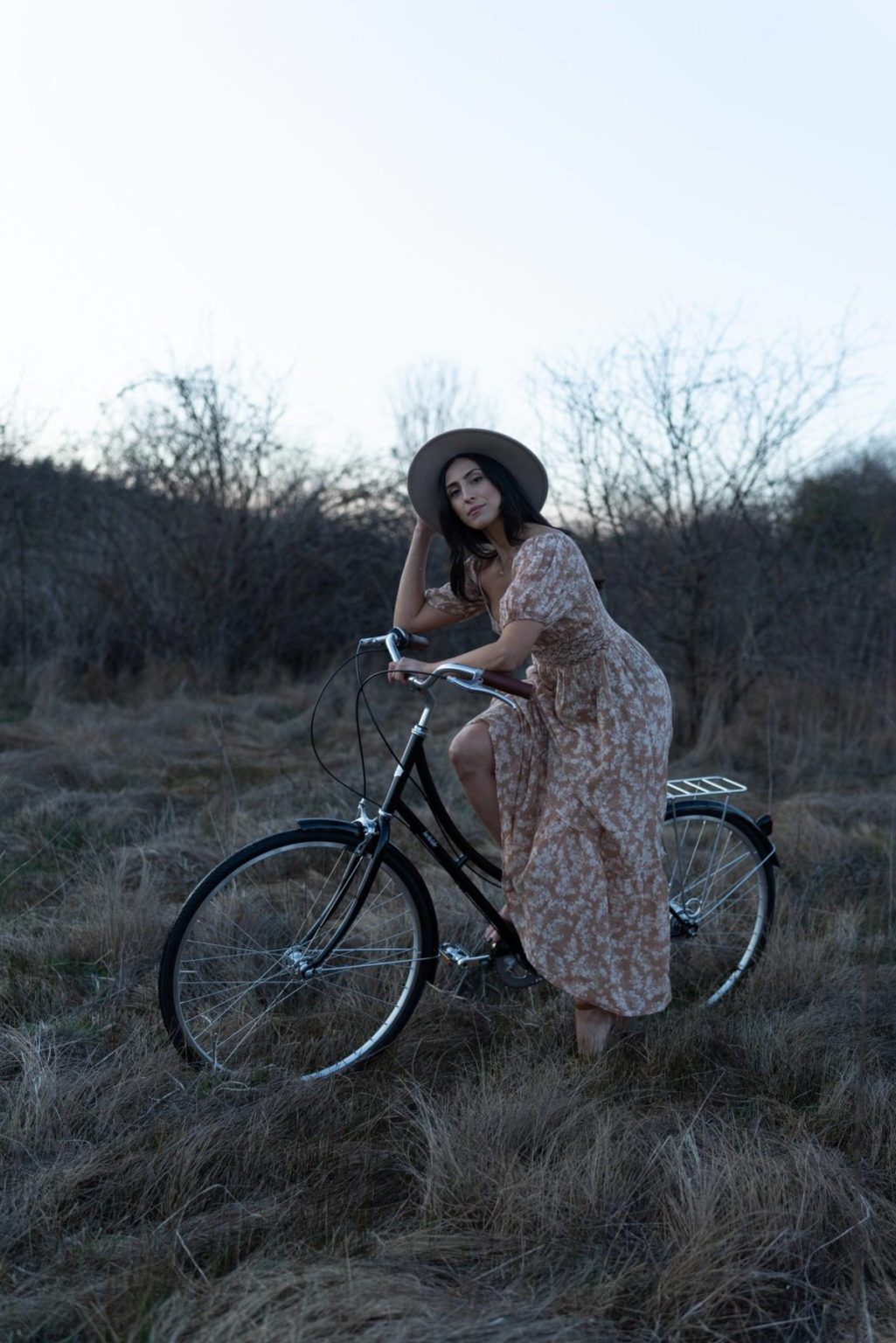 经典温暖柔和橙色情侣婚礼摄影肖像照片调色Lightroom预设包 Archipelago – Origin Limited Released 插件预设 第11张-素材湾丨精选海外优质设计素材资源 经典温暖柔和橙色情侣婚礼摄影肖像照片调色Lightroom预设包 Archipelago – Origin Limited Released 插件预设 sucaiwan.com