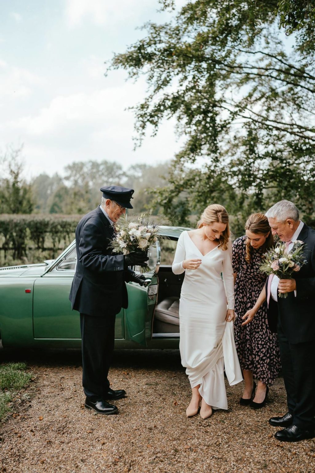 风格化前卫明亮暖色调婚礼摄影照片调色Lightroom预设包 Cara Zagni – Moon Pack 1 插件预设 sucaiwan.com