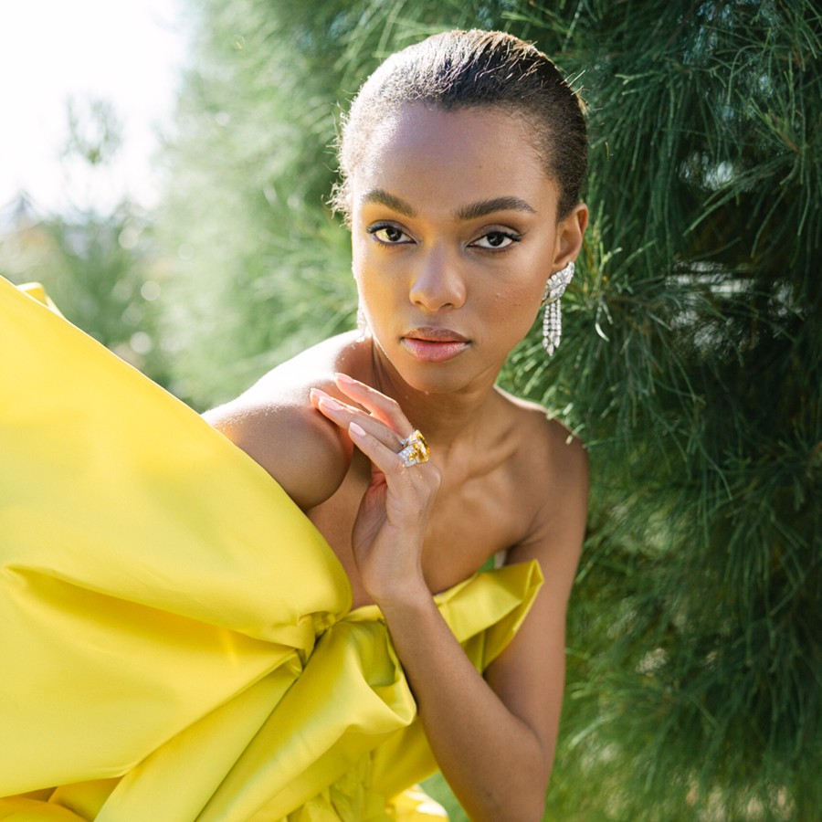 更新2.0版本 永恒经典富士胶片模拟电影质感肖像摄影照片调色Lightroom预设 Refined x KT Merry – Color Presets & Profiles & Mobile 2.0 插件预设 sucaiwan.com