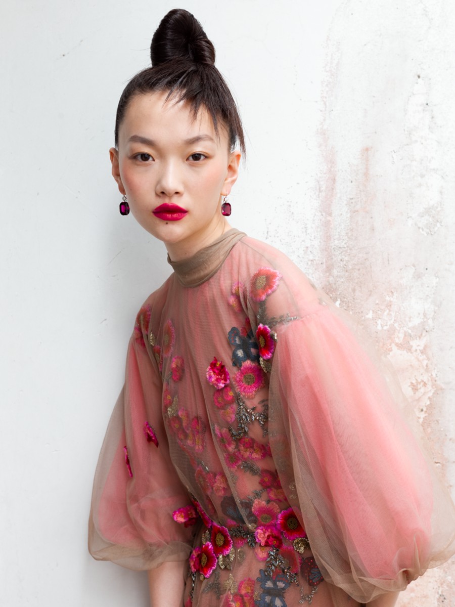 更新2.0版本 永恒经典富士胶片模拟电影质感肖像摄影照片调色Lightroom预设 Refined x KT Merry – Color Presets & Profiles & Mobile 2.0 插件预设 sucaiwan.com